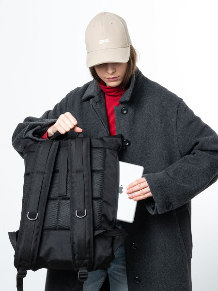 Рюкзак ROLLTOP POCKET 2 | чорний - екошкіра коричнева матова 1/24 фото 4