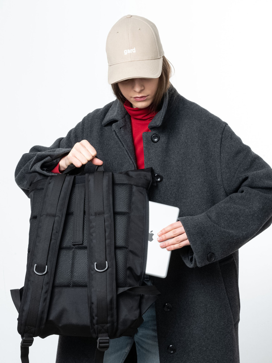Рюкзак ROLLTOP POCKET 2 | чорний - екошкіра коричнева матова 1/24