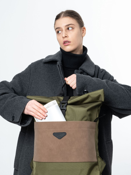 Рюкзак ROLLTOP POCKET 2 | хакі - екошкіра коричнева матова 1/24 фото 4
