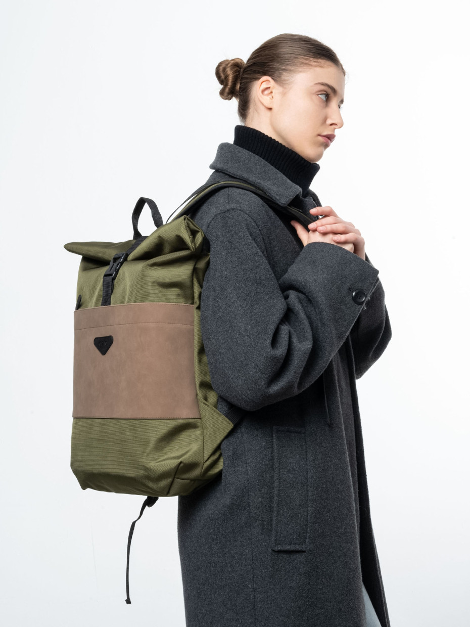 Рюкзак ROLLTOP POCKET 2 | хакі - екошкіра коричнева матова 1/24
