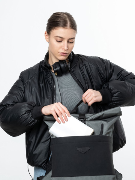 Рюкзак ROLLTOP POCKET 2 | сірий - екошкіра чорна матова 1/24 фото 3