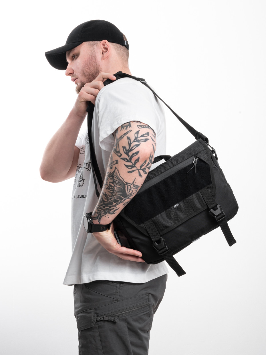 МЕСЕНДЖЕР FIXED BAG I чорний - соти 2/24