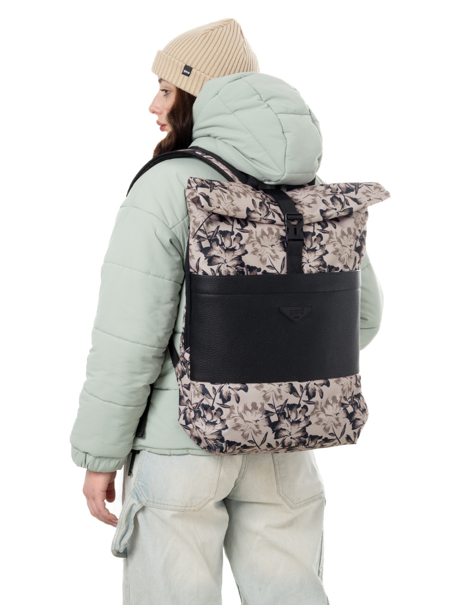 Рюкзак ROLLTOP POCKET 2 | vintage flowers - екошкіра чорна текстурована 2/24
