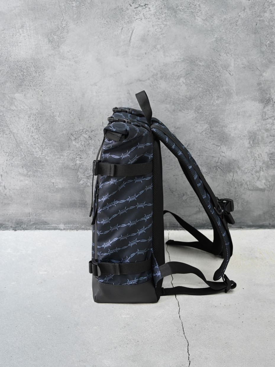 Рюкзак FLY BACKPACK | колючий дріт 1/23