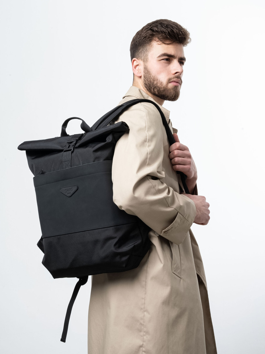 Рюкзак ROLLTOP POCKET 2 | чорний - екошкіра чорна матова 1/24