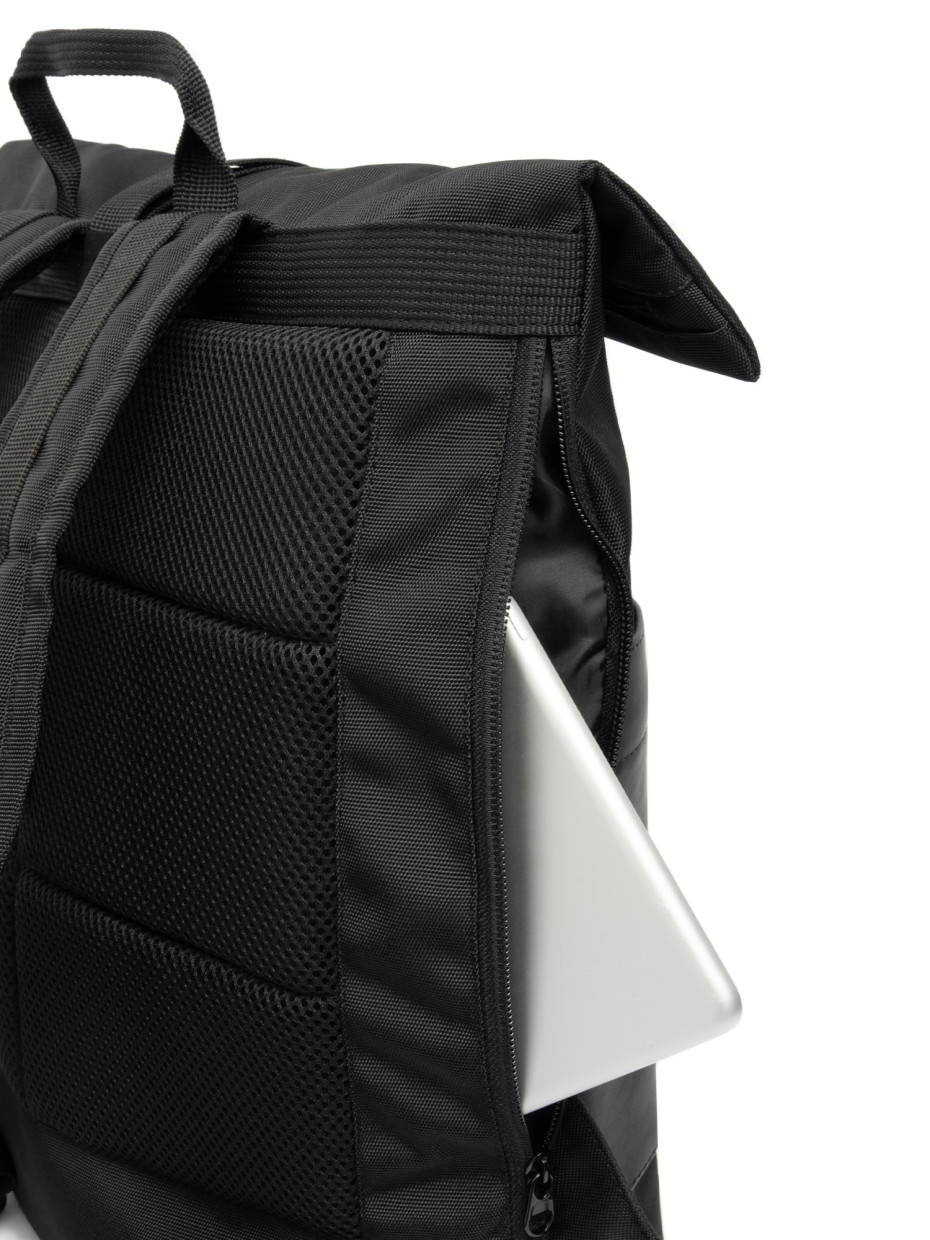 Рюкзак ROLLTOP POCKET 2 | чорний - екошкіра чорна матова 1/24