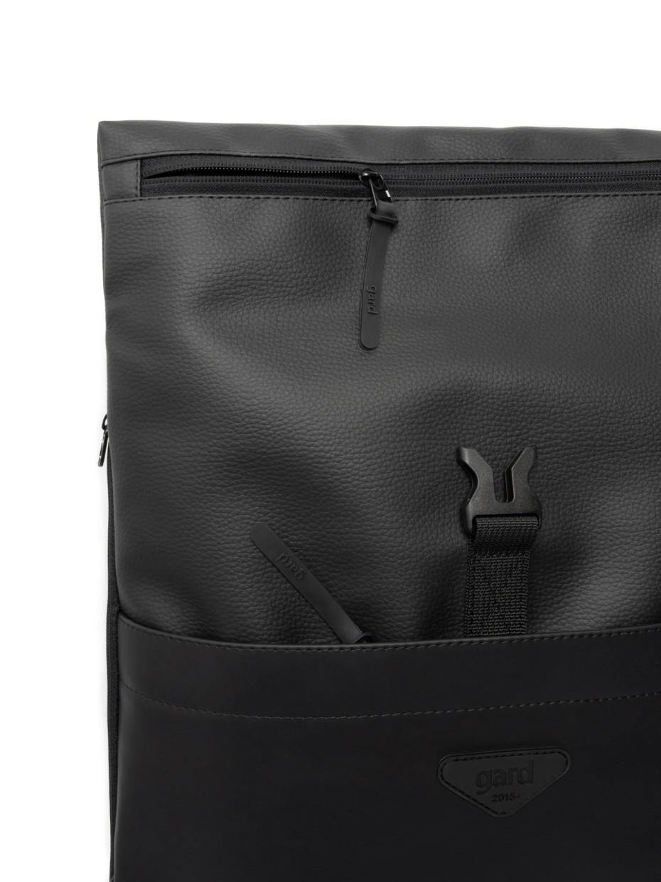 Рюкзак ROLLTOP POCKET 2 | екошкіра чорна - чорна матова 1/24